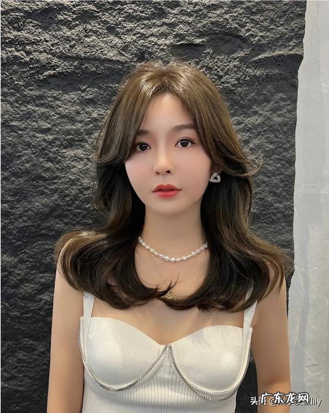 2020年最流行女超短发 2020年最火的女发教程