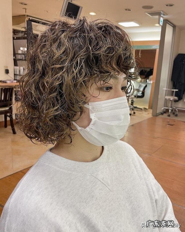 2020年最流行女超短发 2020年最火的女发教程