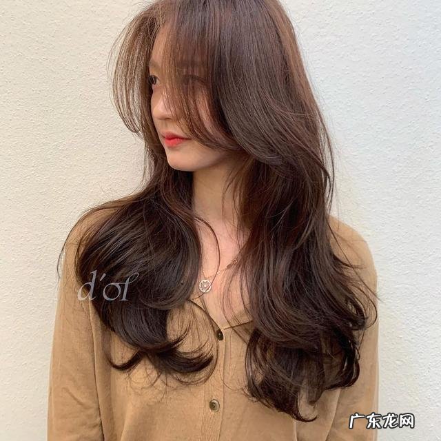 2020年最流行女超短发 2020年最火的女发教程