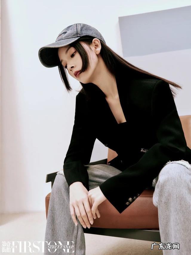 路人抓拍杨幂真实身材 杨幂绿色挑染公主切造型