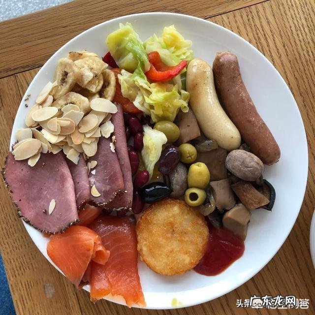 新人减肥增肌饮食 减肥增肌期间应该如何饮食搭配？