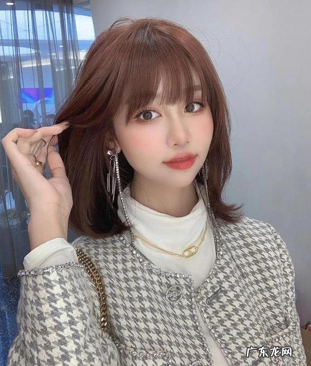 齐肩烫发发型图大全 烫发减龄齐肩发型