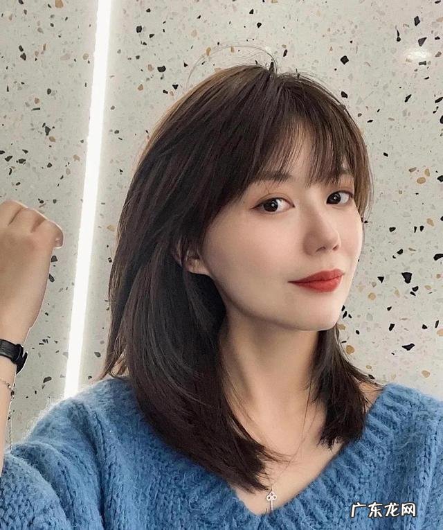 2022最新发型锁骨发 2022年最流行的发型 锁骨发