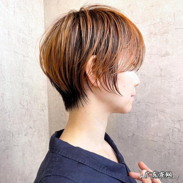 45岁女人 发质软的短发发型 45岁女士短发发型图中长发