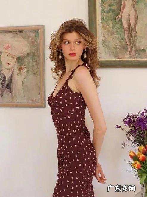 2022年最流行发型女士长脸 长脸2022年最流行的发型减龄