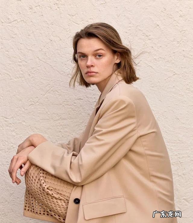 2022年最流行发型女士长脸 长脸2022年最流行的发型减龄