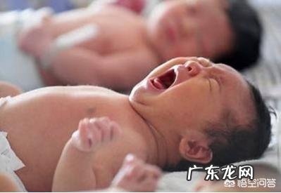 婴儿满月长150克正常吗 婴儿满月长重了1000克正常吗?