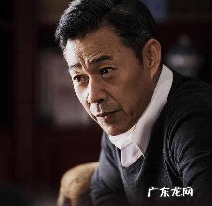 孕后期大夫预估的胎儿体重跟出生后的体重差的多么?