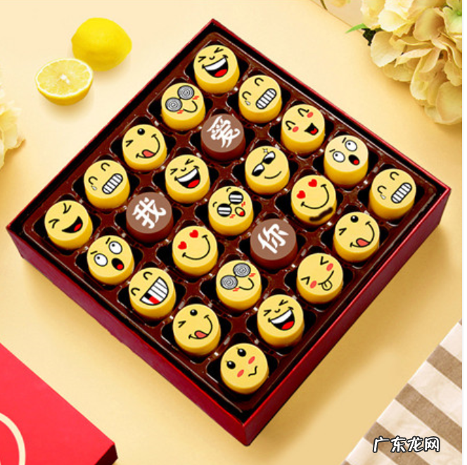 高情商男生送女朋友礼物 十大女生喜欢的礼物排行榜