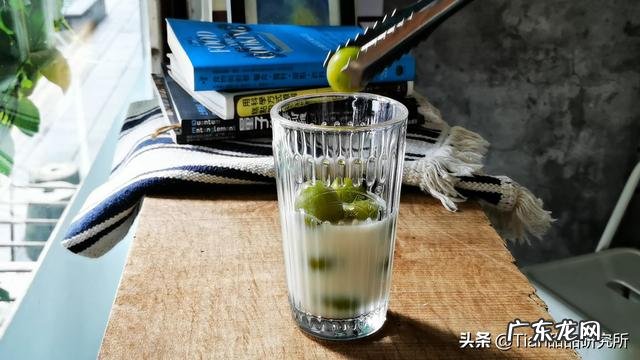 还记得你小时候的学费是多少钱吗?