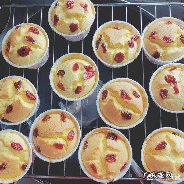 大家觉得最简单的杯子蛋糕怎么做?