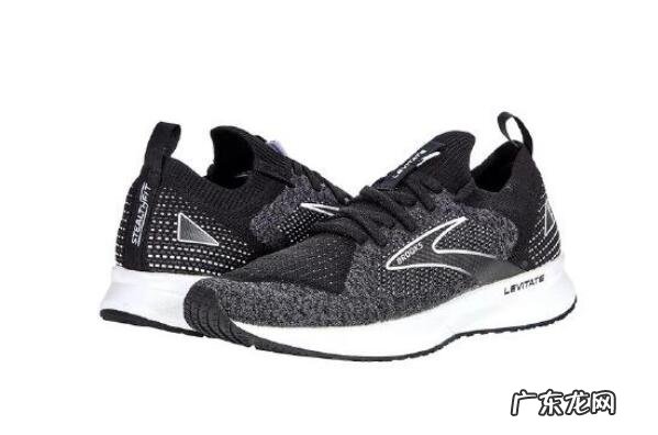 美国运动鞋品牌大全图 美国运动鞋品牌排名前十