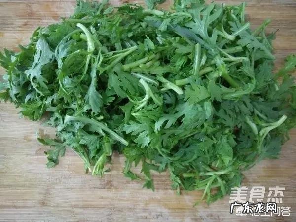 茼蒿有什么营养价值？什么人不适合吃茼蒿吗？