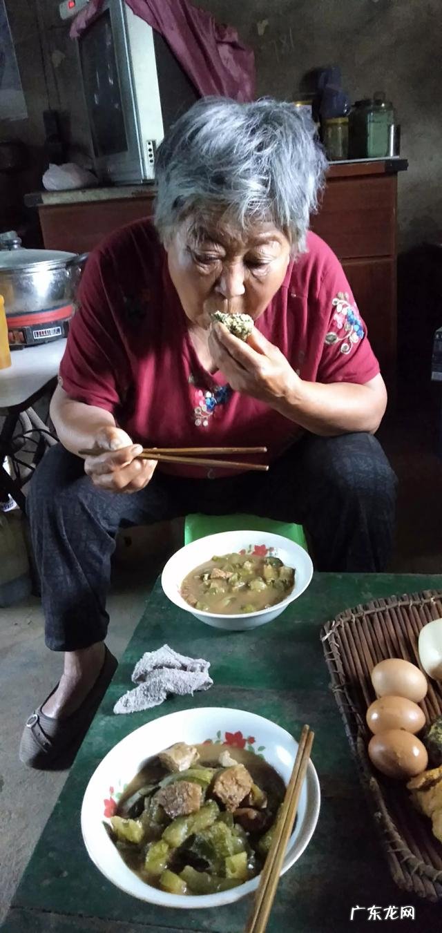 父亲得了肺癌,一天比一天瘦。请问有什么办法可以让他有食欲