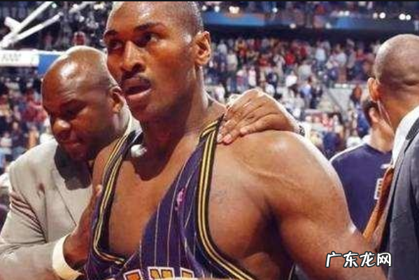 篮球10大犯规 NBA十大恶意犯规排行榜