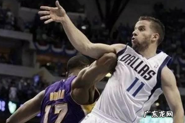 篮球10大犯规 NBA十大恶意犯规排行榜