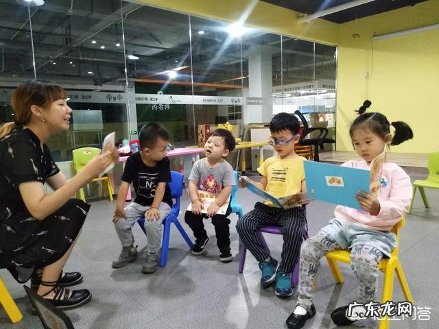 孩子读绘本故事有哪些好处?