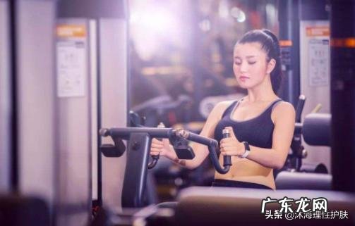 如何祛除法令纹和抬头纹？