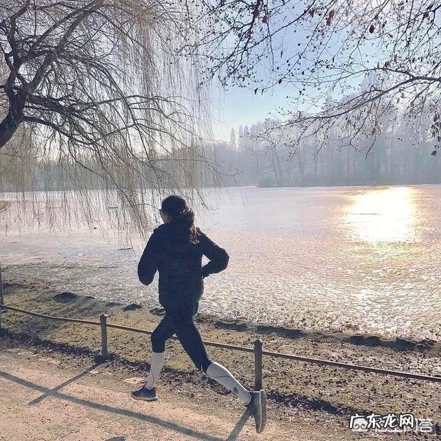 经过一年半的跑步，从140斤降为120斤，正常吗？