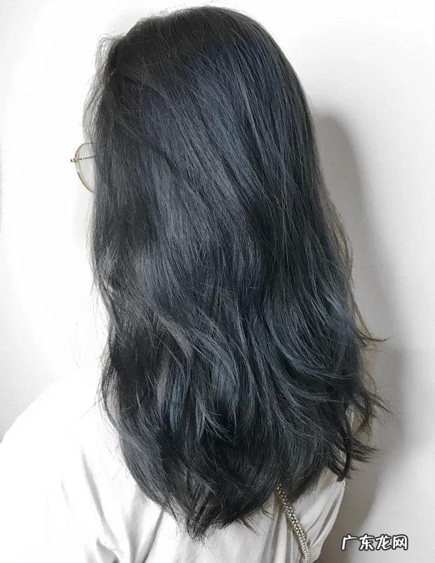 2022年的发型颜色 发色2022年最火发型