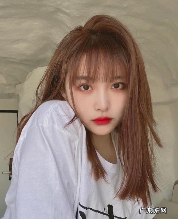 2022年的发型颜色 发色2022年最火发型