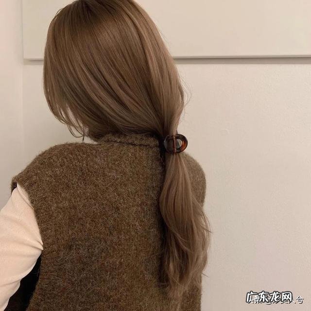 2022年最流行的发型短发40岁女 2022年40岁短发最流行的发型