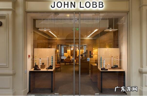 奢侈品男鞋子品牌排行榜前十名 盘点全球十大男鞋奢侈品牌