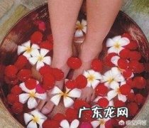 泡脚的时候加点什么中药比较好？