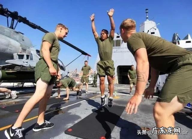 脂肪杀手“波比跳”，每天坚持50个，一个月后会发生什么？