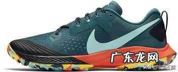 本人最近在夜跑,可以推荐几双缓震的跑步鞋吗?最好说下价格?