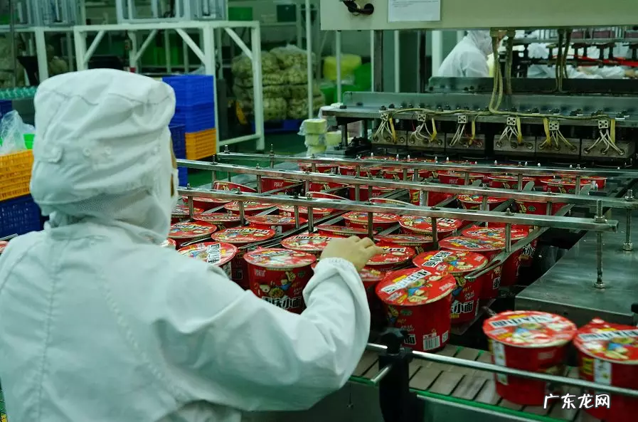 全网1亿人在等李子柒,但背后的代工厂等不了