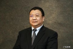 陆正耀可能选了“地狱模式”