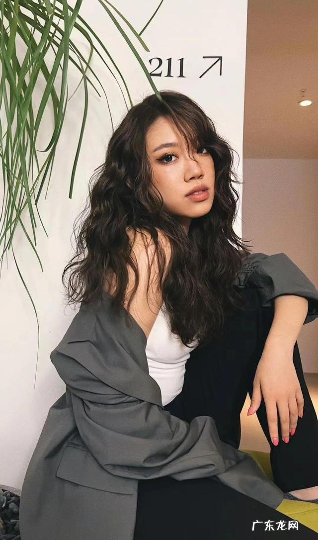 港风慵懒复古短发 2022慵懒法式港风中短发