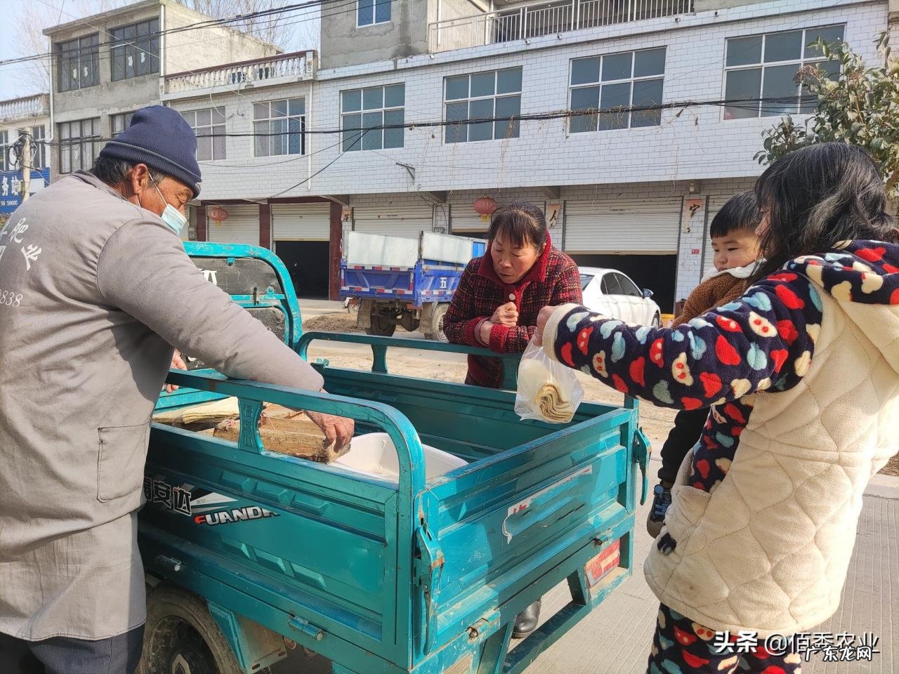 为啥豆腐不好吃了?农村老人用近50年坚守,只为传统味道不丢失