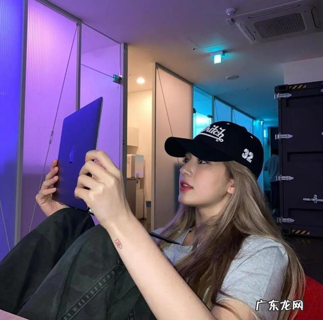 适合黄皮又显白的发色中短 2021适合黄皮又显白的发色