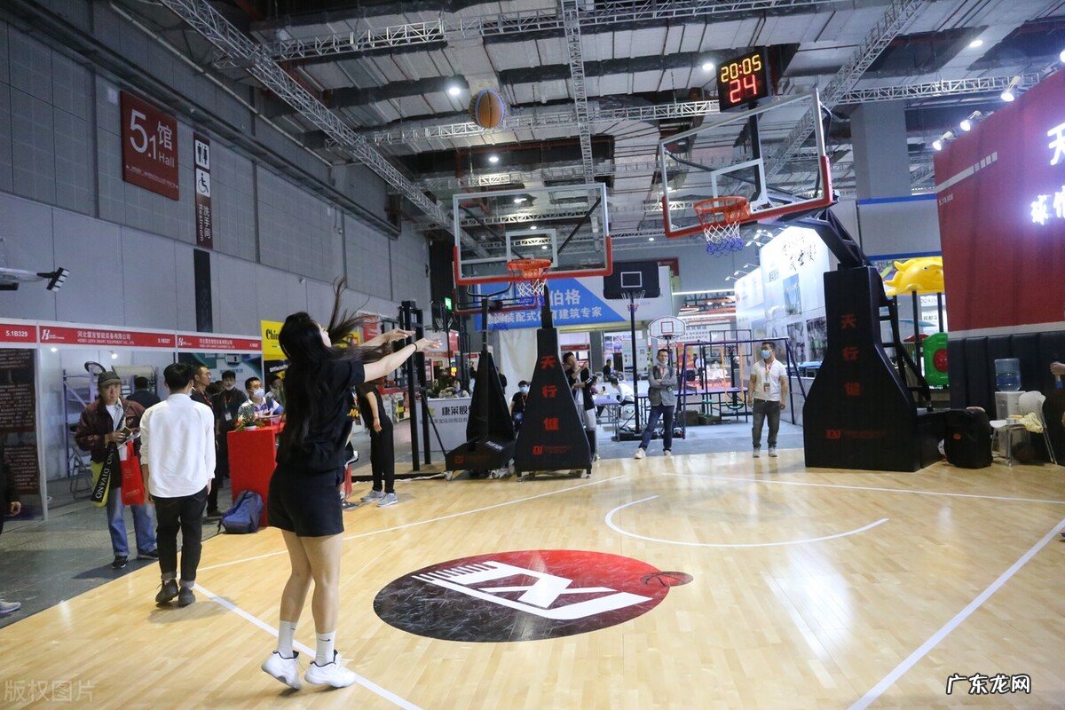 湖北老板开健身房，“健身免费不要钱”，反倒一年进账400万