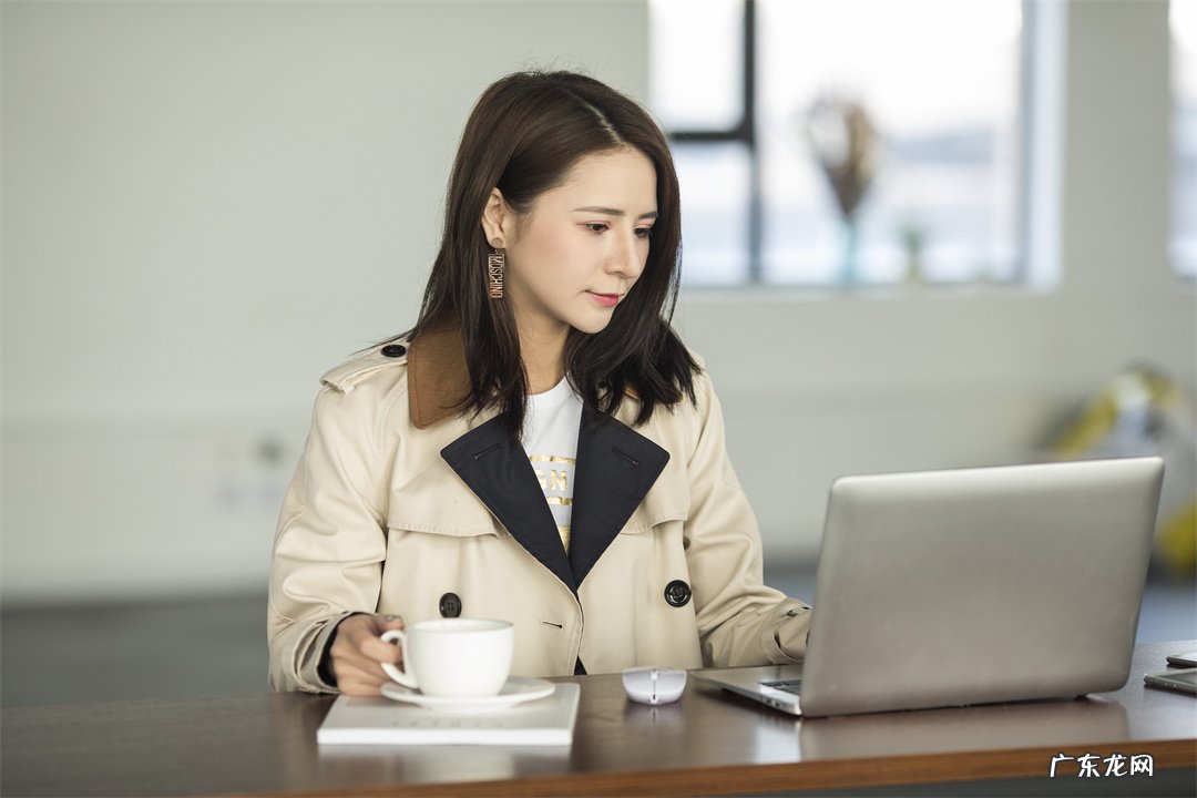 职场中,凡事亲力亲为的领导与掌控下属的领导,你会选哪个?