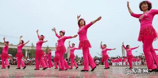 为什么现在跳广场舞的绝大部分人都是女人?她们是什么心态?