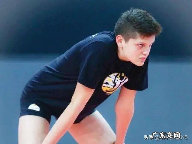 土耳其女排3:0横扫全主力的意大利女排,她们是怎么做到的