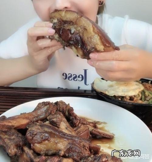 医生说痛风是我国第二大代谢疾病,哪些食物,会导致尿酸超标?