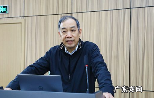 攻克航母潜艇难题,西方年薪四百万挖不动,他被称“高智商傻子”