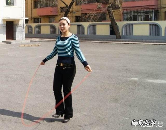 模拟跳绳动作效果 请问,模拟跳绳和跳绳的差别在哪里?效果几何?