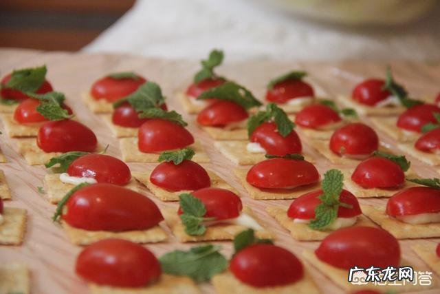 6个月的宝宝吃什么辅食好?