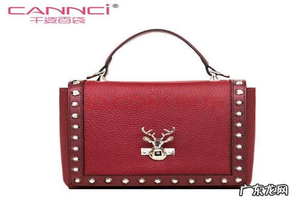 国内知名女包品牌排行榜 国内女包十大品牌排行榜:金狐狸上榜