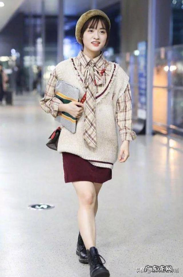 咖色丝袜是不是比自然肤色丝袜显瘦一些呢？