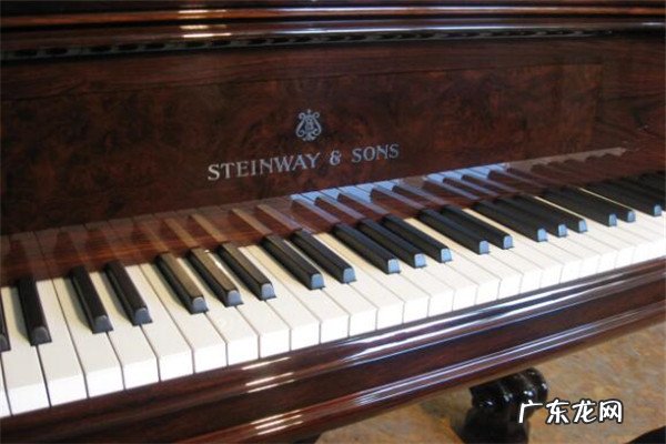 世界顶级三大钢琴品牌 世界四大钢琴品牌