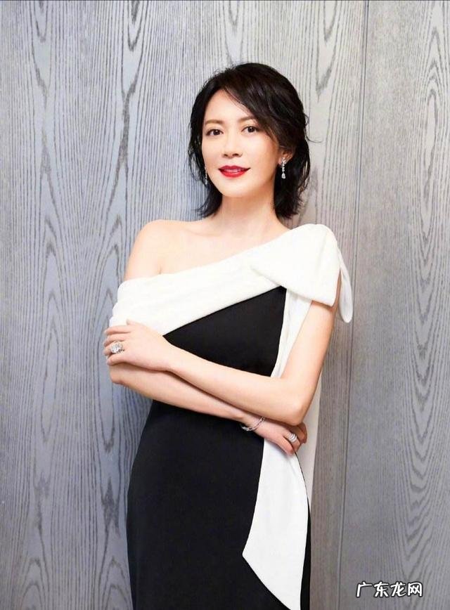 齐肩发型女2020齐刘海 齐肩八字刘海发型女2020流行发型