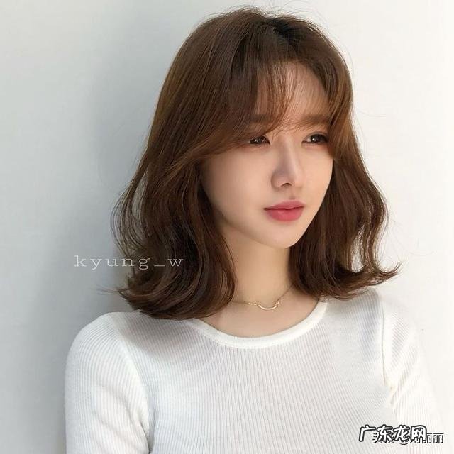 适合6-12岁女童发型秋冬 秋冬最新流行发型简单大方又好看