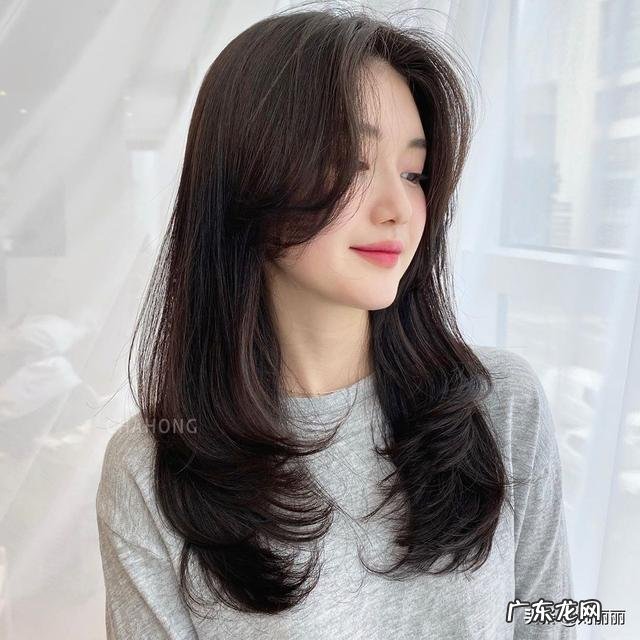 适合6-12岁女童发型秋冬 秋冬最新流行发型简单大方又好看