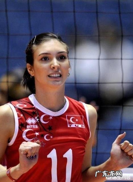 今晚面对来势汹汹的土耳其女排,中国女排要怎么应战请你指招